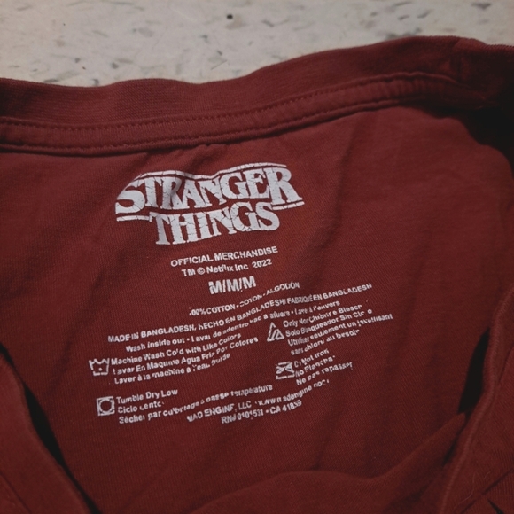 Stranger Things | Rusty red cropped women's graphic t shirt - Picture 10 of 10